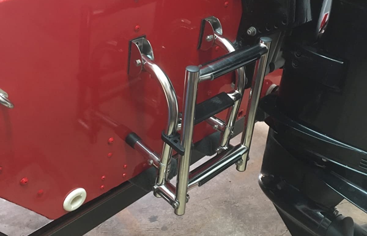 Thang lên máy bay gấp